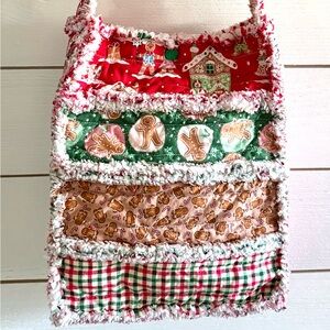 Patchwork Rag Quilted Christmas-Themed Shoulder Bag